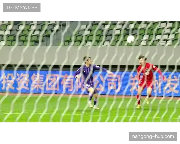 护腿板在足球规则中有哪些具体要求及判罚标准拆解