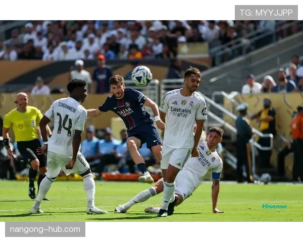 皇马，是否已进入新王朝阶段，这一疑问正随其近期表现引发讨论